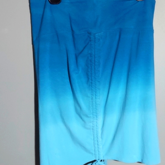 Turquoise Ombre Skirt - Picture 7 of 9